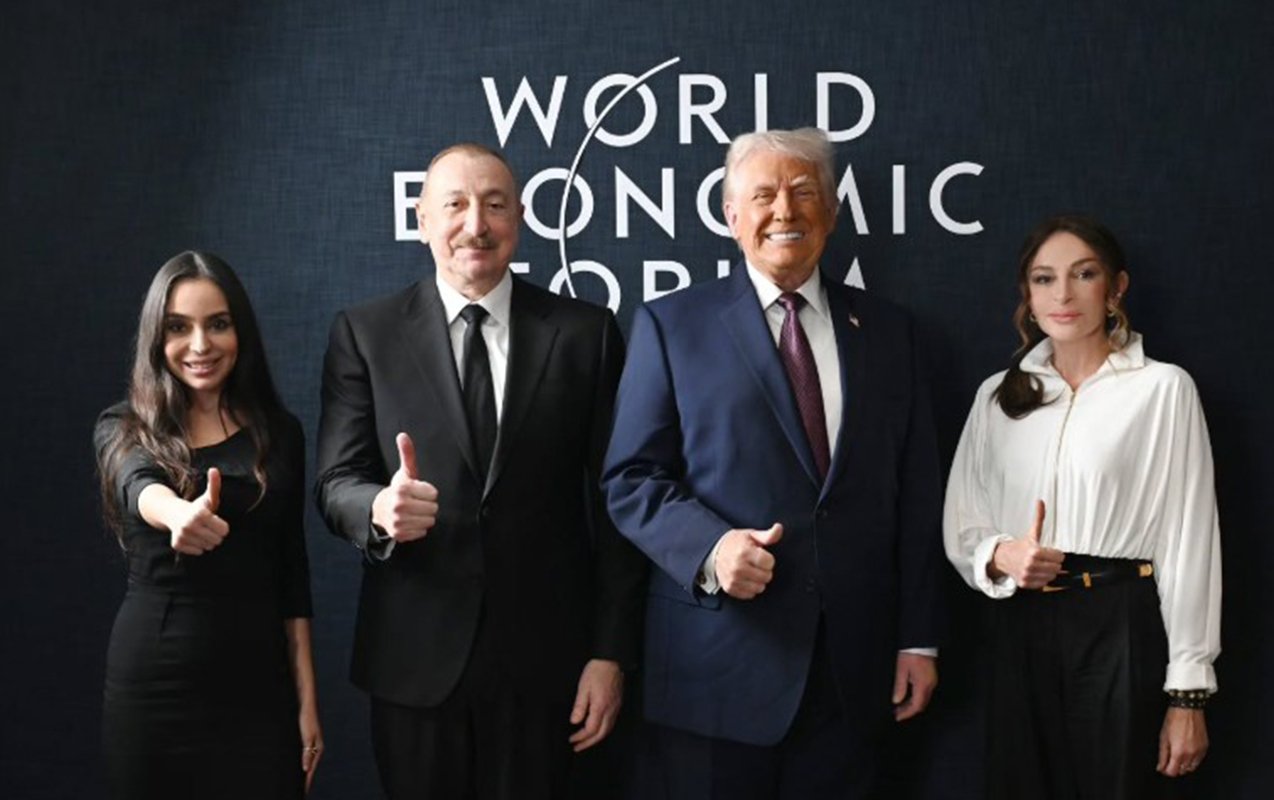 Prezidentin ailəsi Trampla birgə - FOTO