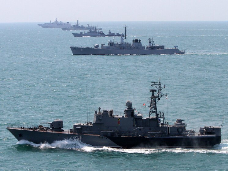 ABŞ-ın zərbə qrupu Yaxın Şərqə yaxınlaşır: İrana hücum?