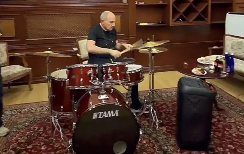 Paşinyan öz musiqi qrupunu yaratdı