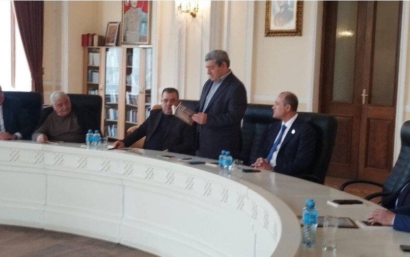 Yunus Oğuzun “TÜRK etnonimi və törələri” adlı kitabının təqdimat mərasimi keçirilib