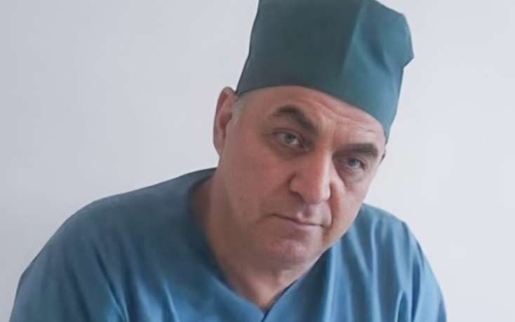 Avtobusda vəfat edən həkim məşhur generalın qardaşı imiş – FOTO+TƏFƏRRÜAT