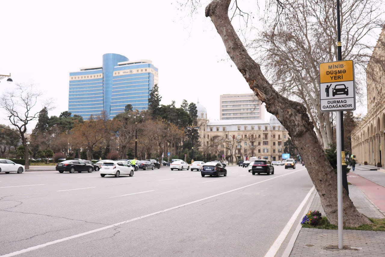 Bakının bu küçələrində yeni minib-düşmə yerləri yaradıldı – FOTO