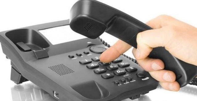 Sabit ev telefonları niyə ləğv olunur? – AÇIQLAMA