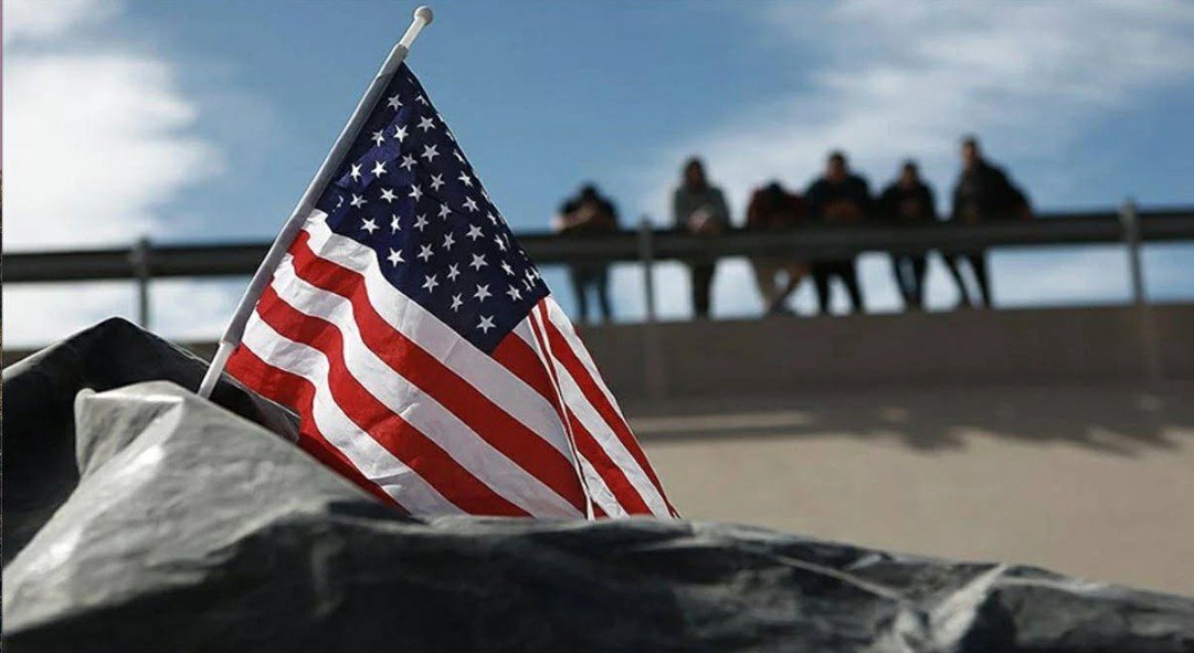 60 mindən çox miqrantın statusu ləğv olunur