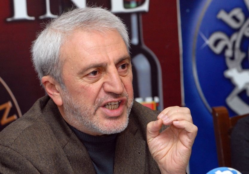 Manukyan: “Ermənistan təhlükəli oyuna girir”