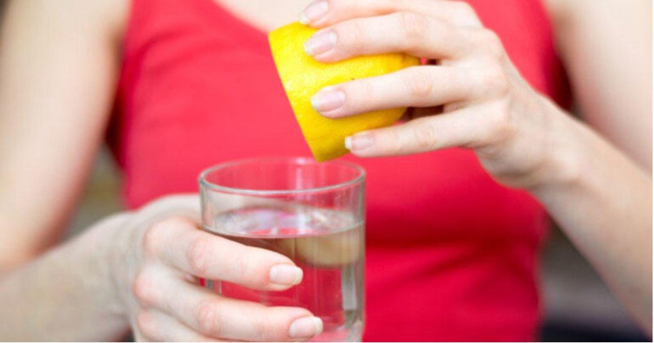 Yatmazdan əvvəl zeytun yağı və limon "shot"u içməyin möcüzəvi təsirləri