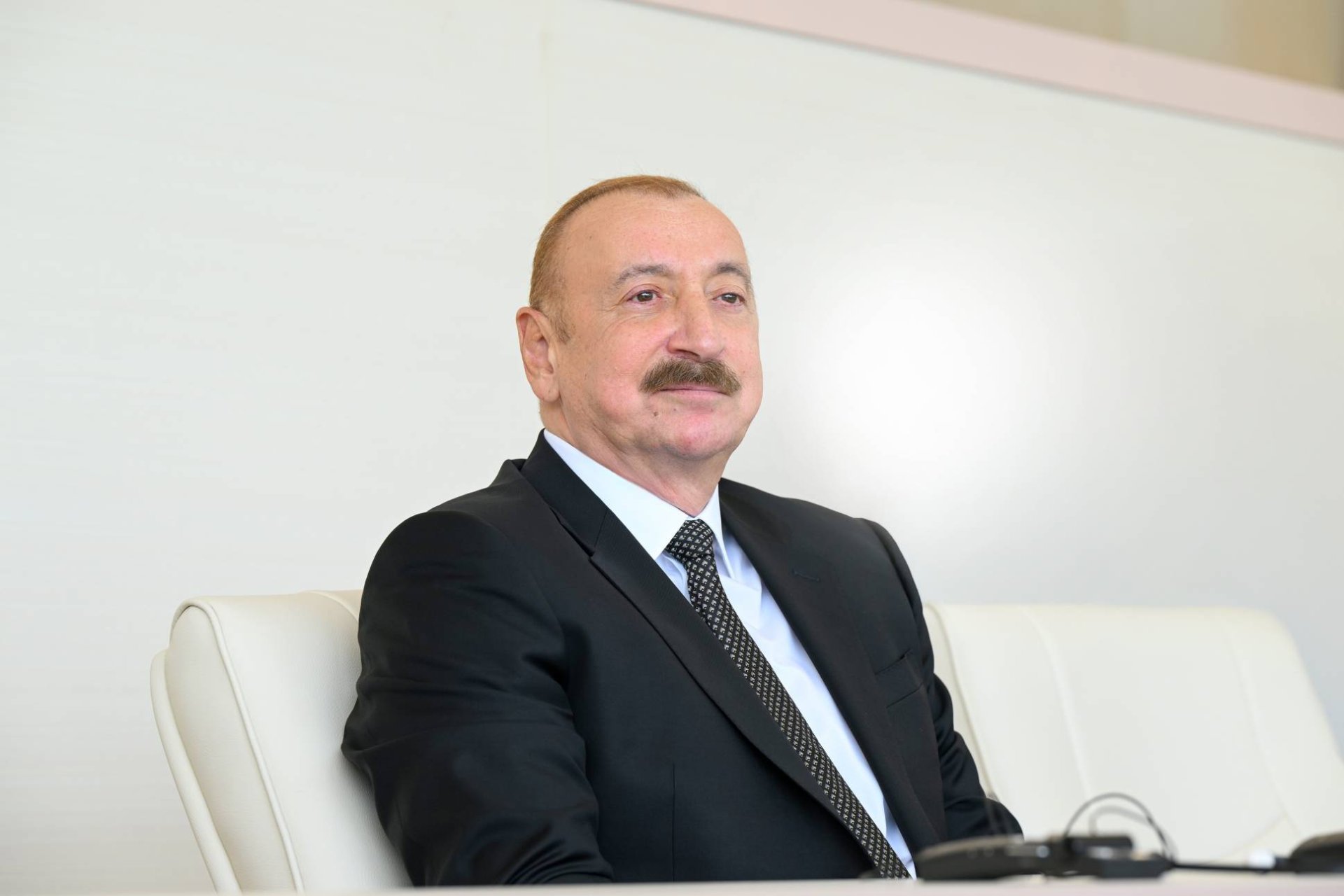 “Azərbaycana qarşı ərazi iddiaları Ermənistan Konstitusiyasından çıxarılandan dərhal sonra sülh sazişi imzalanacaq”