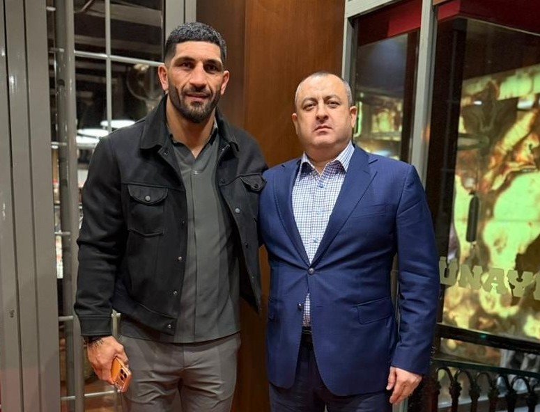 "Glory 105"-dən qalib dönən Bəhram Rəcəbzadə Adil Əliyevlə görüşüb