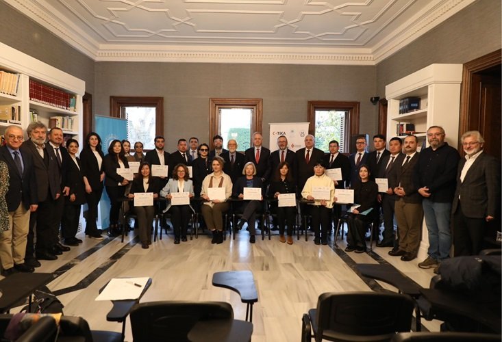 İstanbulda Türk Dünyası Mədəni İrsinin Qorunmasına Dair Beynəlxalq Genişmiqyaslı Layihə Başa Çatıb