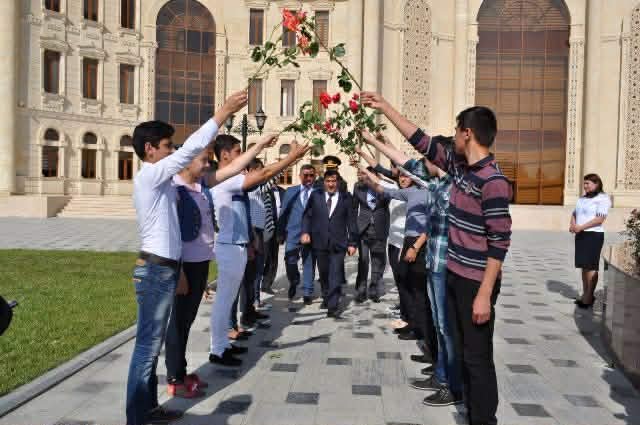 Xalqla dövlətin monolitliyinə əngəl olmağa çalışanlar araşdırılsın...- Əntiqə Rəşid yazır