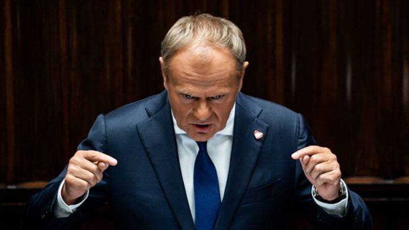 İranı dərhal tərk edin, bir neçə saat sonra mümkün olmaya bilər - Tusk