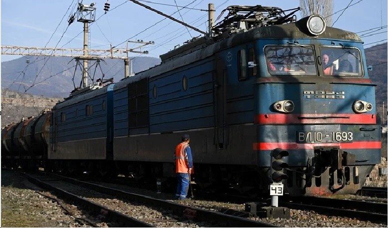 Bakıdan Ermənistana neft daşınması: Tiflisdən simvolik qiymət...