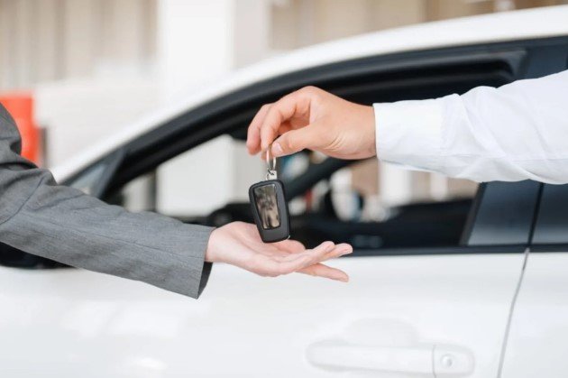 Azərbaycanda bəzi şəxslərə pulsuz avtomobil veriləcək