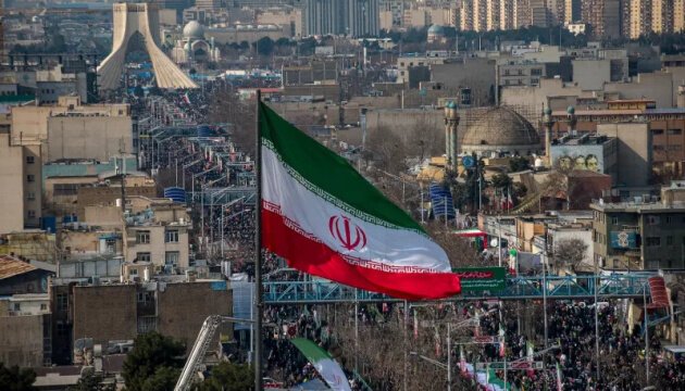 İran rəsmiləri sərvətlərini bu ölkələrə daşıyır: Görün nə qədər pul çıxarıblar