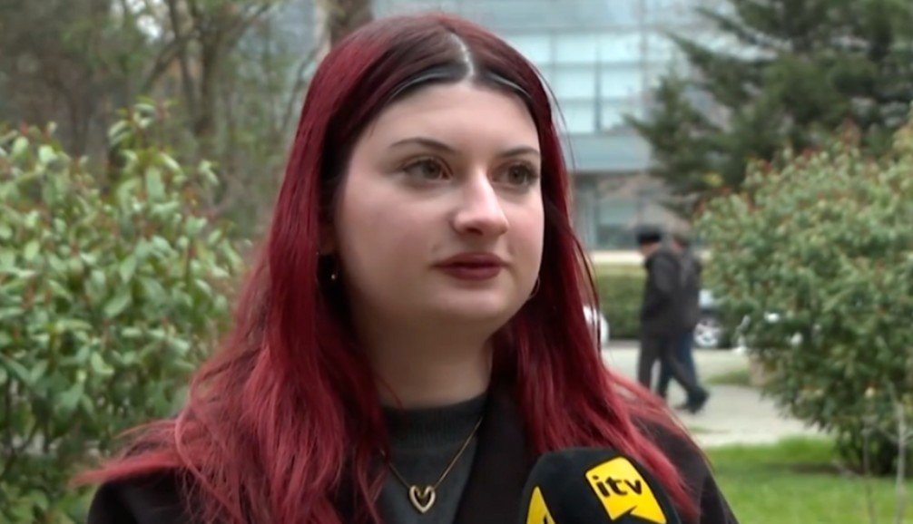 “Canlıda eşitdik, 25-26 yaşlarında oğlan səsi idi” - Tələbələri şantaj edən kimdir? + VİDEO