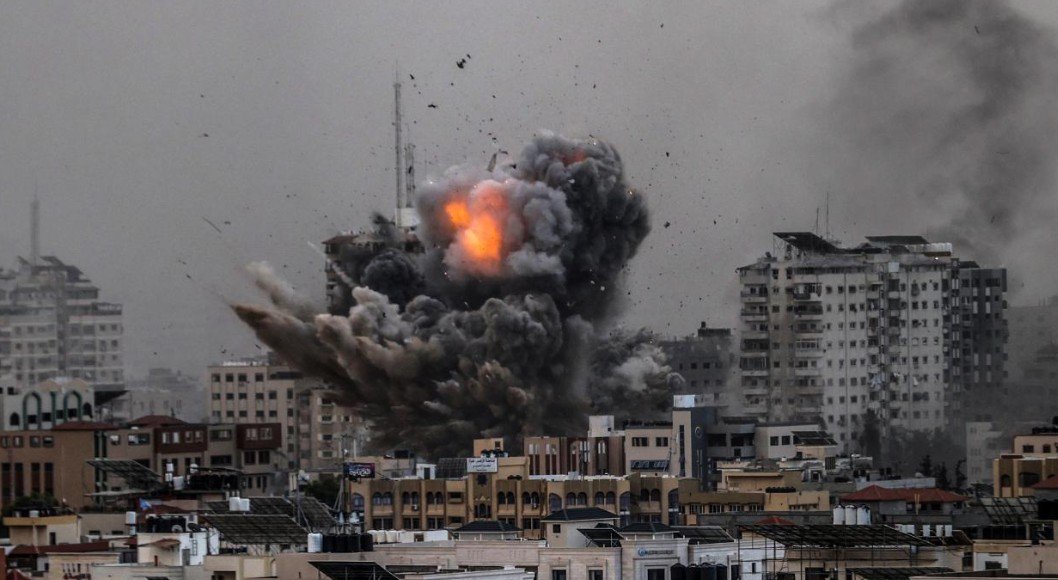 İsrail Tehranı BOMBALAYIR