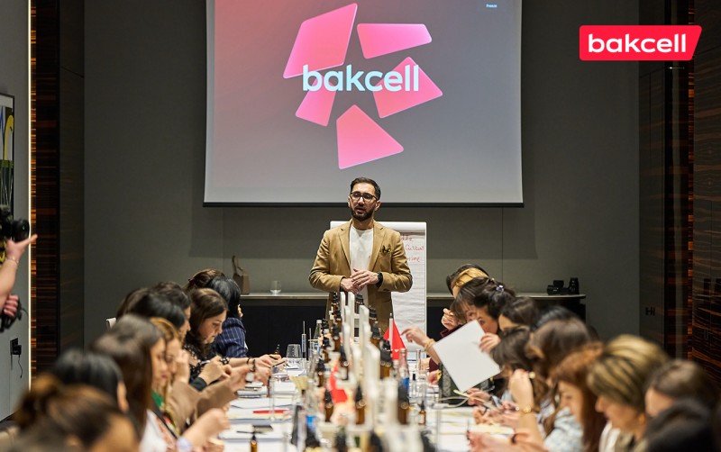 “Bakcell” 8 Martı xanım jurnalistlərlə birgə qeyd edib - FOTOLAR