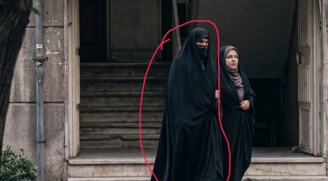 İranda gizlənmək üçün YENİ ÜSUL – Komandirlər qadın paltarı geyinməyə başladılar – FOTO
