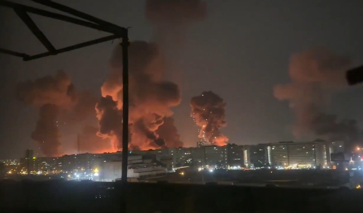 İsrail Tehrana ağır zərbələr endirdi – VİDEO