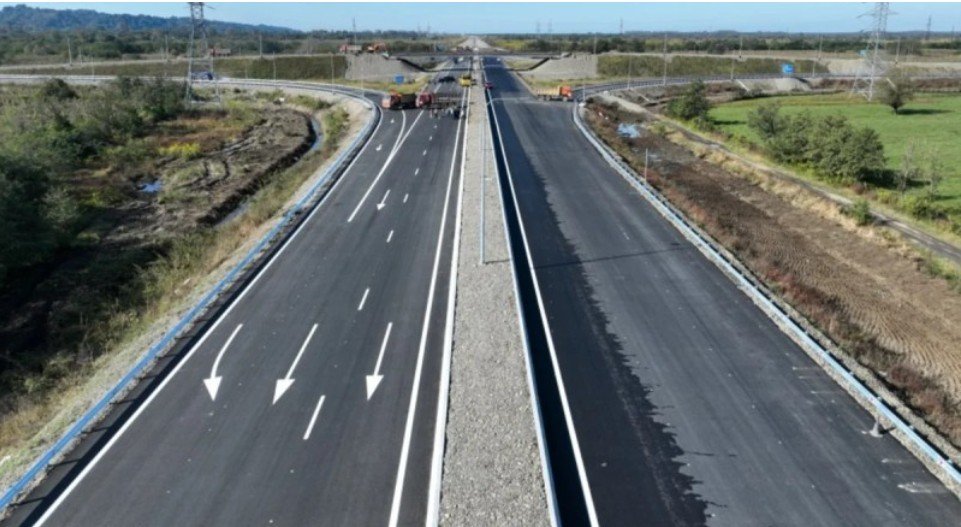 Azərbaycan və Ermənistanı birləşdirəcək yol layihəsi tenderləri ləğv edildi