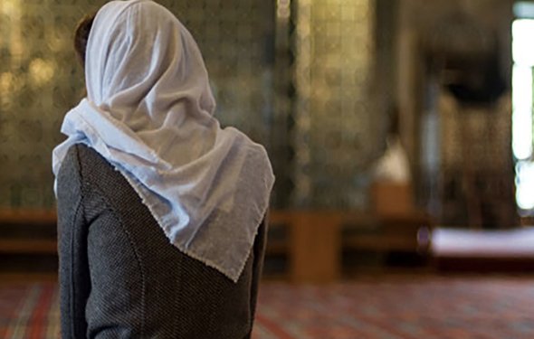 Ər arvadına namazı qadağan edərsə: Allaha ibadət, yoxsa ərə itaət?