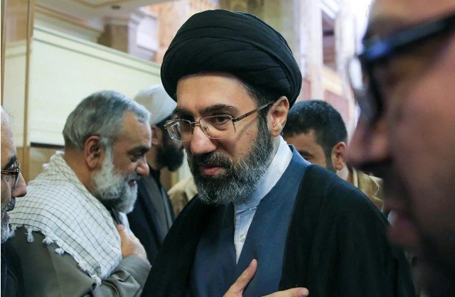 Müctəba Xameneiyə nə olub? - Ali liderin səssizliyi ətrafında söz-söhbətlər böyüyür