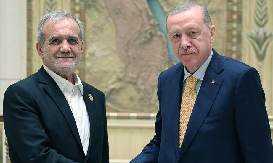 Pezeşkian Ərdoğana türkçə təşəkkür etdi