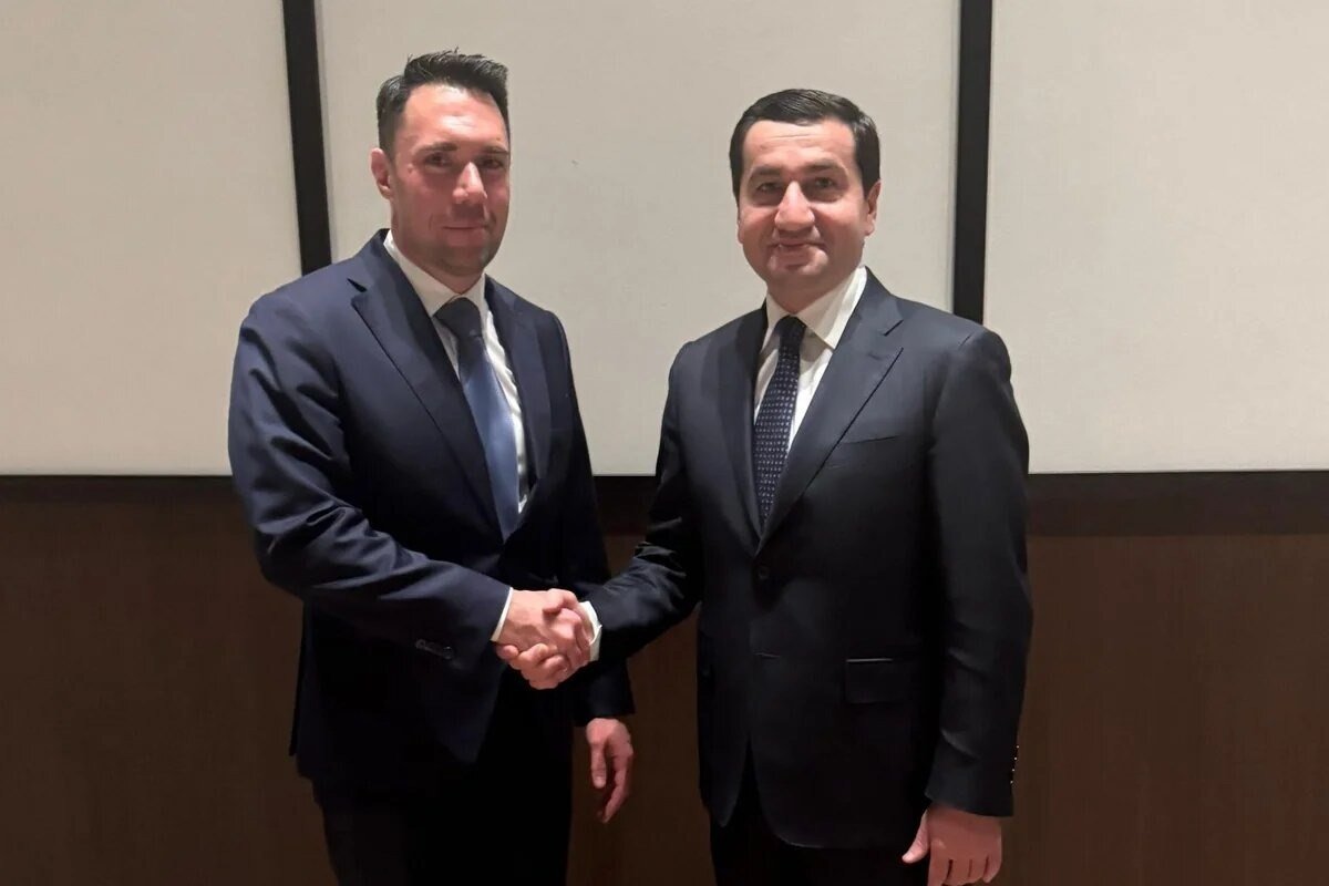 Hikmət Hacıyev Macarıstanda mühüm görüş keçirdi – FOTO