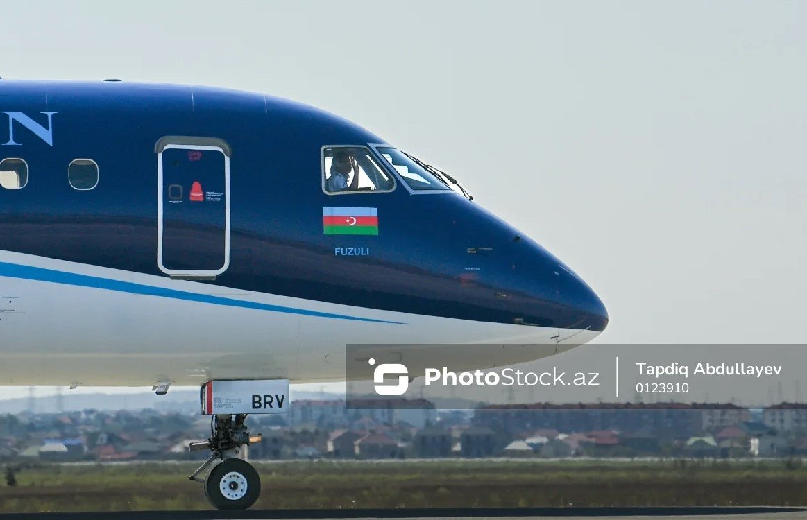 Azərbaycanda mülki aviasiya xidmətləri ilə bağlı tariflər QÜVVƏYƏ MİNDİ