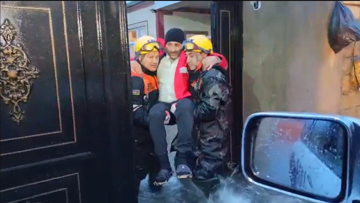 Bakı, Sumqayıt və Abşeronda 40-dan çox sakin təxliyə edilib - VİDEO