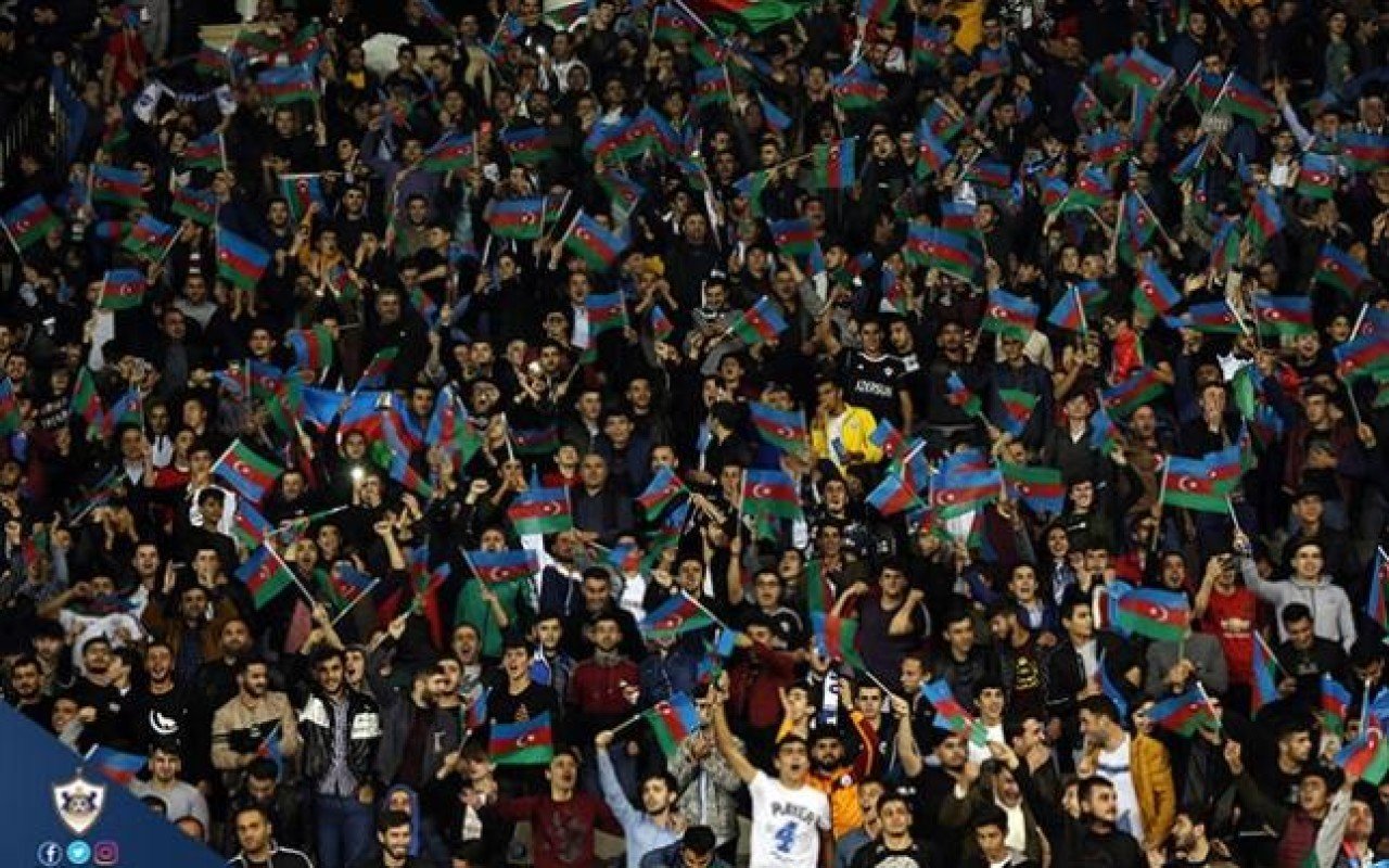 "Qarabağ" azyaşlılara bileti pulsuz etdi