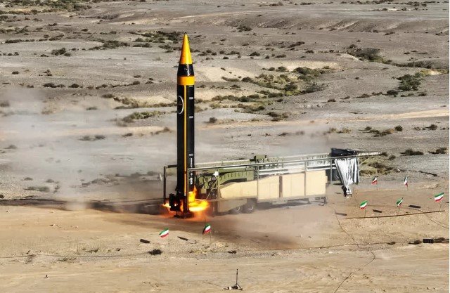 İrandan Türkiyəyə atılan raket havada vuruldu