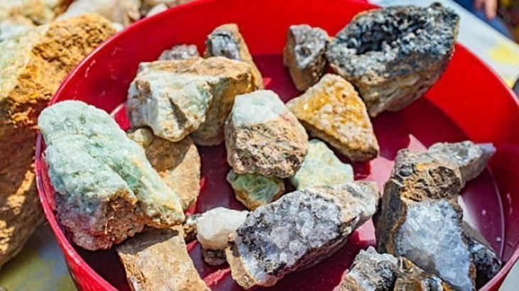 Onun üzünə belə baxmırlar - amma kim tapırsa, milyonçu olur - FOTO