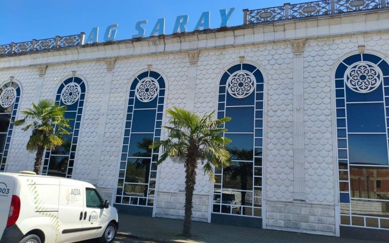 Şadlıq sarayında saxta araqlar verilirmiş - FOTOLAR