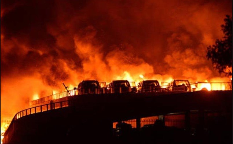 İran dünyanın ən böyük zavodlarından birini vurdu - VİDEO