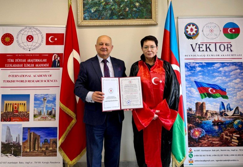 Azərbaycanın Xalq yazıçısı fəxri professor seçildi