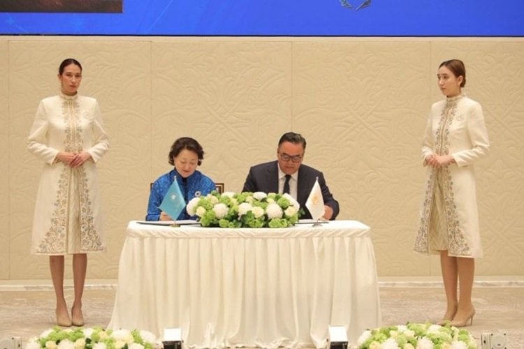 Türk Mədəniyyəti və İrsi Fondu ilə İslam Sivilizasiyası Mərkəzi ANLAŞMA İMZALAYIB