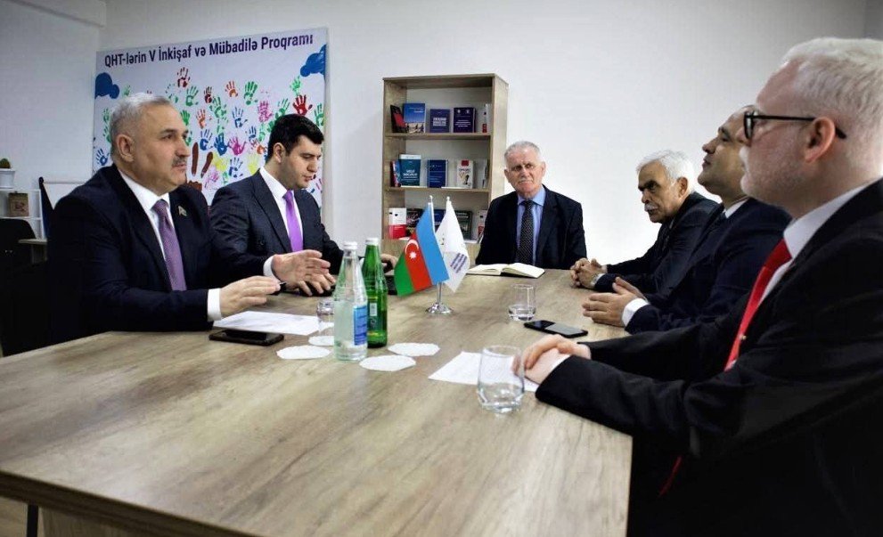 Baş katib Azər Allahverənov Türk Strateji Düşünmə Mərkəzinin nümayəndə heyəti ilə görüşüb