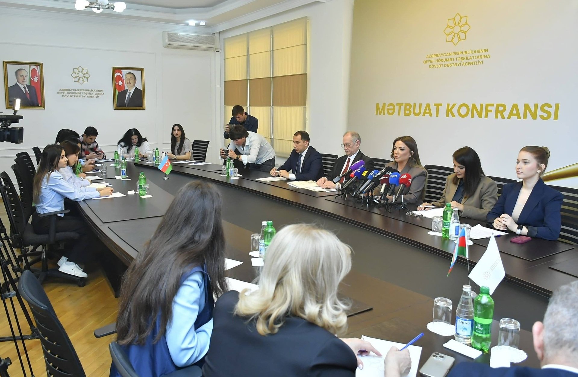 Azərbaycan QHT-lərinin dünyaya bu cür açılması ilk dəfə baş verir