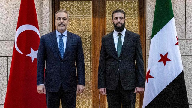 Hakan Fidan Antalyada Suriya prezidenti Şara ilə görüşdü