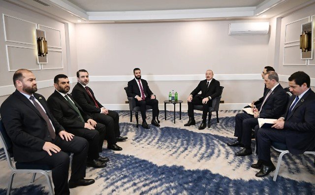 İlham Əliyevin Antalyada Əhməd əş-Şaraa ilə görüşü olub - FOTO