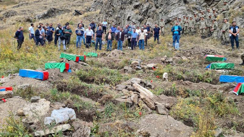 Başlıbeldən olan jurnalist telekanallara çağırış etdi