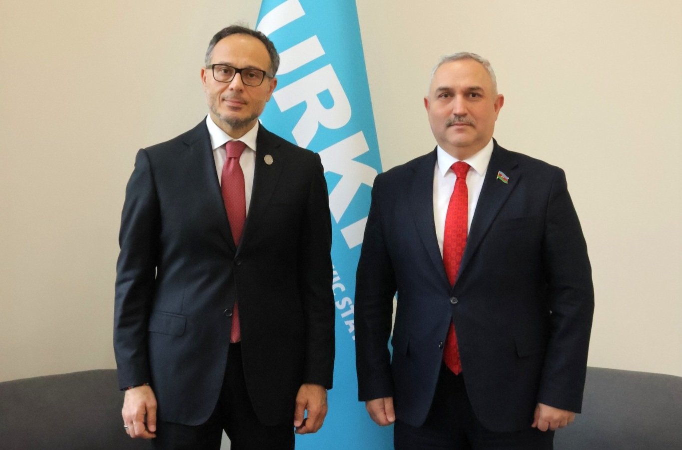 TÜRKPA-nın Baş Katibi Ramil Həsən deputat Azər Allahverənovla görüşüb