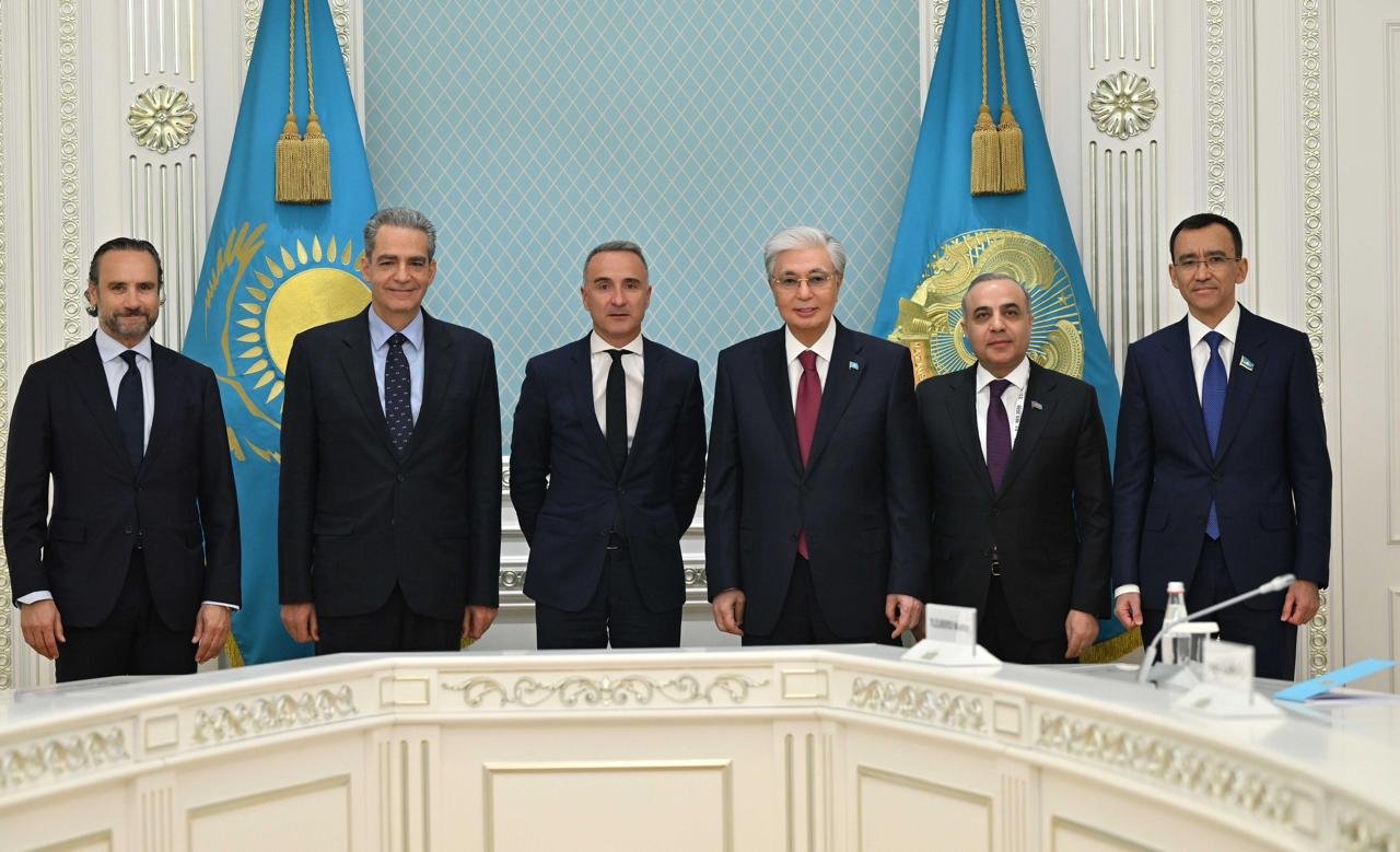 Azay Quliyev Qazaxıstan prezidenti ilə görüşüb