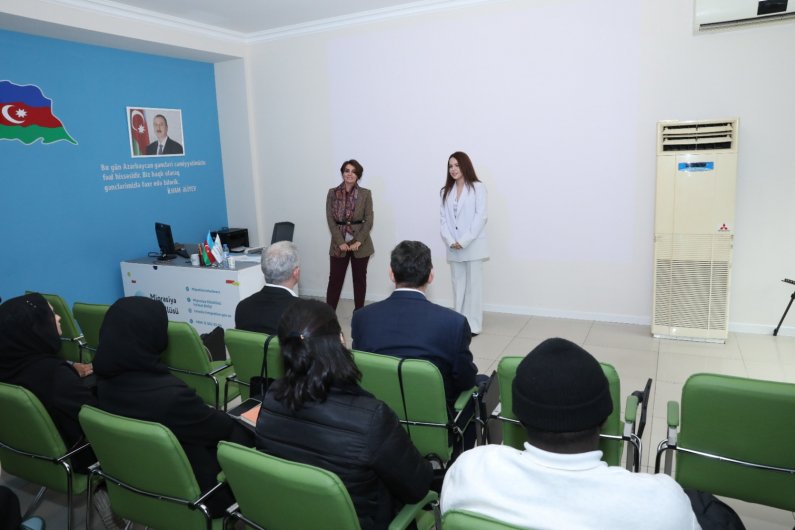 Əcnəbi tələbələr üçün hüquqi maarifləndirmə tədbiri keçirilib