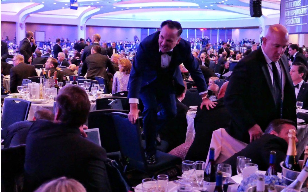 Trampın da olduğu atışmadan maraqlı görüntülər yayıldı – FOTOLAR