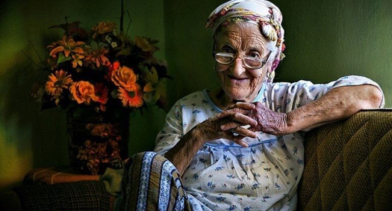 Kim yüz il yaşamaq istəyirsə... - Bundan hər gün yarım fincan yesin