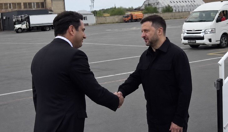 Zelenski Ermənistandadır – FOTO