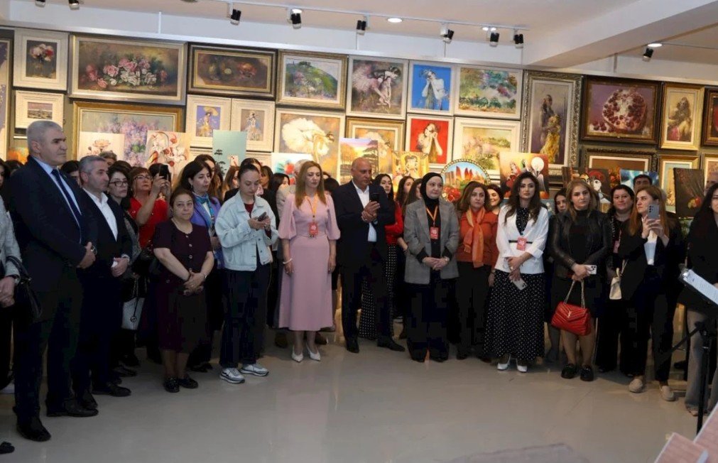 “Memarlıqda əbədiləşən lider” sərgisi keçirilib — FOTOLAR