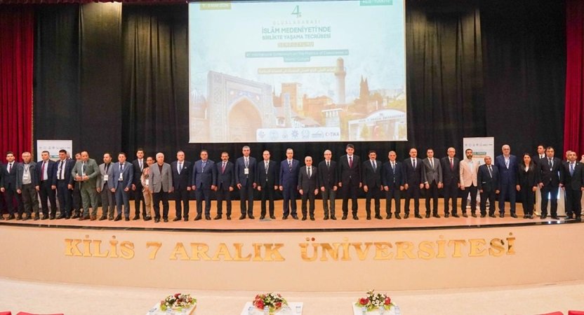 Milli Məclisin komitə sədri Kilisdə keçirilən beynəlxalq simpoziumda çixiş edib
